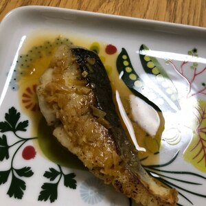 サワラのムニエル ガーリックソース レシピ 作り方 By やなママ 楽天レシピ サワラのムニエル ガーリックソース レシピ 作り方 By やなママ 楽天レシピ